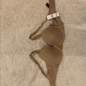 Natori full fit nude bra, brand new with tags!